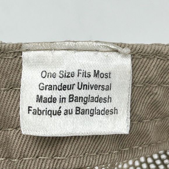 Bass Pro Shops Logo Mesh Fishing Hunting Trucker Cap Beige Snapback Hat - Picture 12 of 12